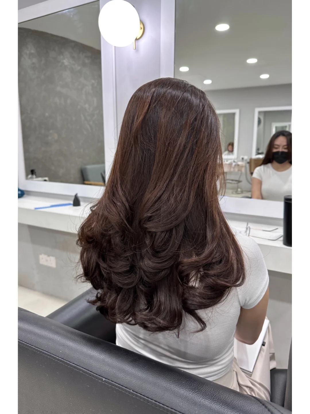 质感微卷烫发🇲🇾 1 ZollaJay 来自小红书网页版