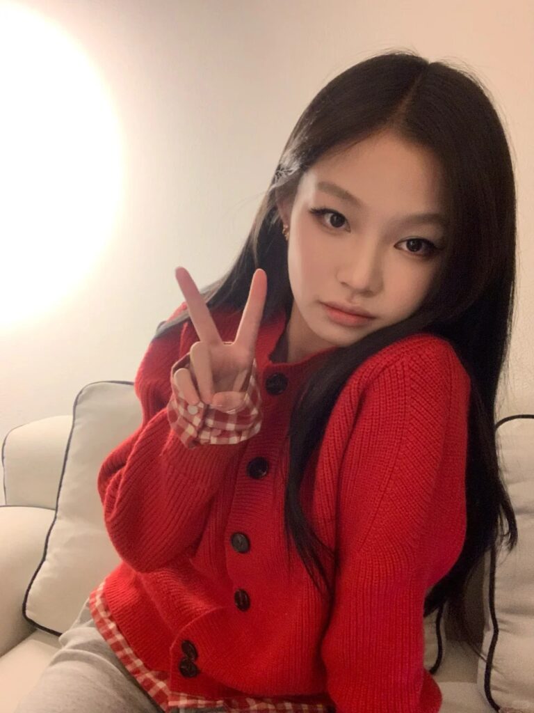 方圆脸是真的很适合这种遮一半脸的长刘海 3 可七 来自小红书网页版