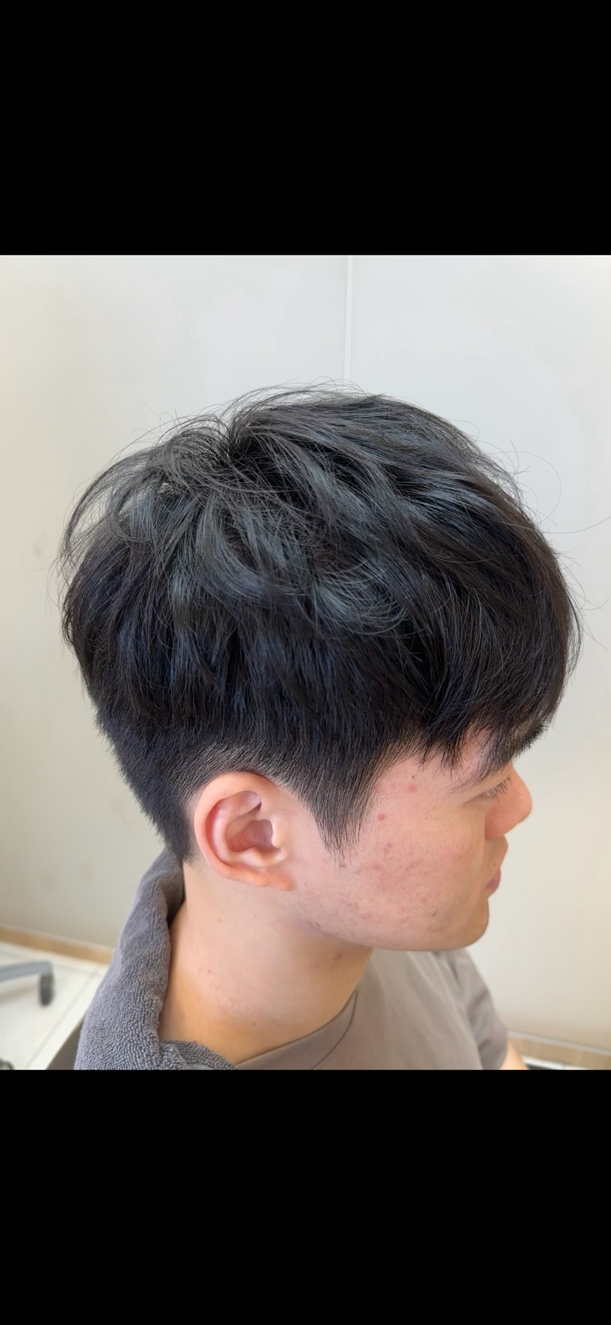 男生瀏海漸層剪,清爽不悶熱